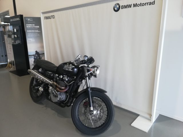 TRIUMPH Thruxton 900 THRUXTON Immagine 2