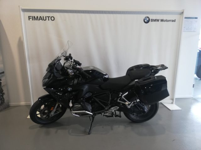 BMW R 1250 RS R 1250 RS TRIPLE BLACK Immagine 0