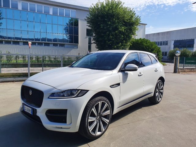 JAGUAR F-Pace 2.0 D 180 CV AWD aut. R-Sport Immagine 1