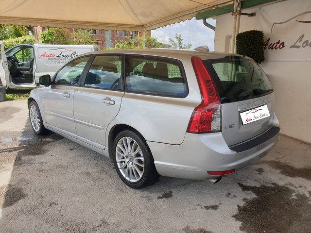 VOLVO V50 2.4 D5 cat Summum Immagine 4