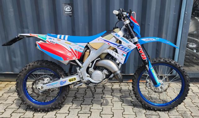 TM MOTO EN 125 2017 Immagine 0