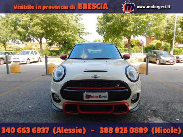 MINI Cooper S 2.0 Cooper S 5 porte allestimento JCW Immagine 1