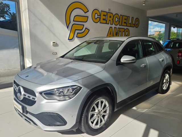 MERCEDES-BENZ GLA 180 d Automatic Business tua da ?349,00 mensili Immagine 1