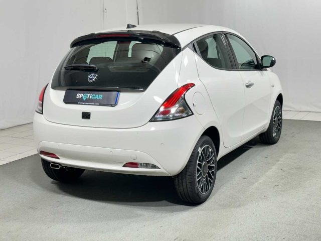 LANCIA Ypsilon 1.0 FireFly 5 porte S&S Hybrid Platino Immagine 4