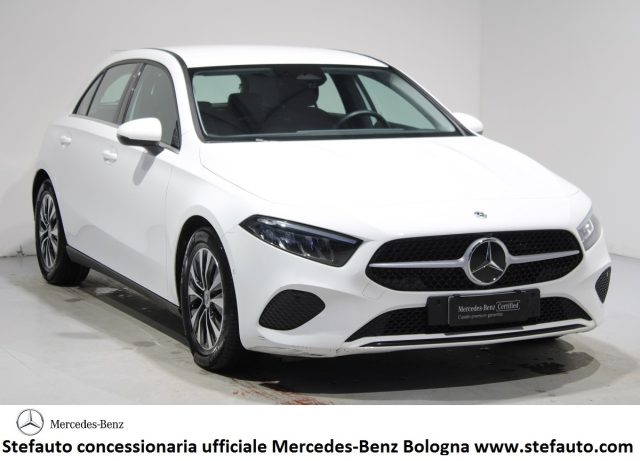 MERCEDES-BENZ A 180 d Auto Advanced Navi Immagine 0