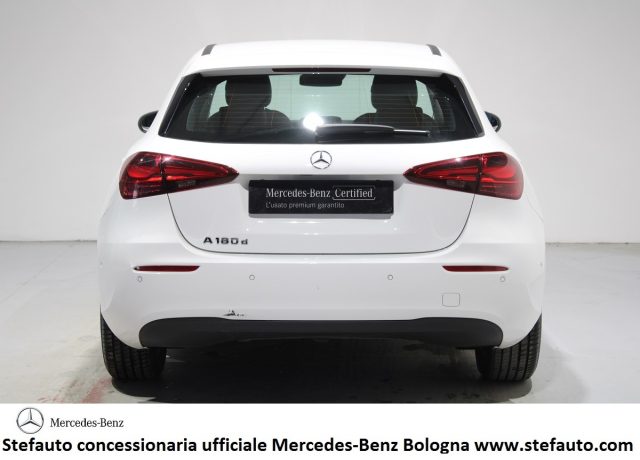 MERCEDES-BENZ A 180 d Auto Advanced Navi Immagine 3