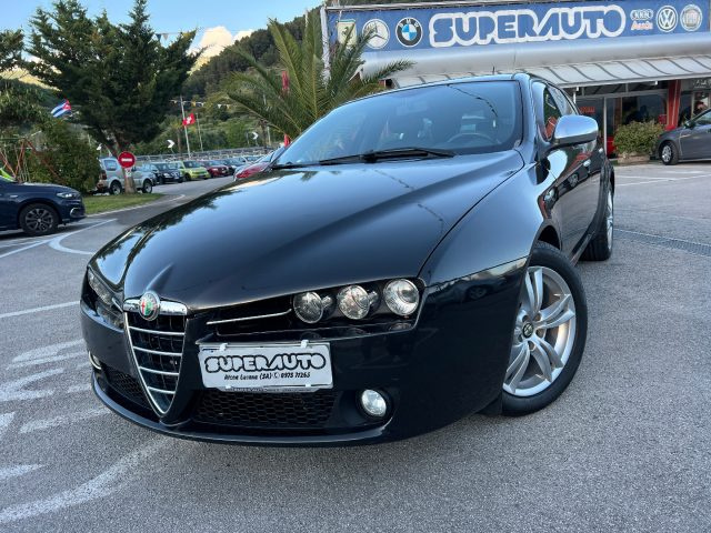 ALFA ROMEO 159 2.0 JTDm 136 CV Sportwagon Immagine 2