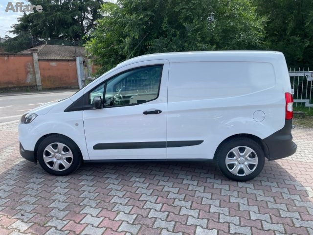 FORD Transit Courier 1.5 TDCi 75CV Van Trend Immagine 1