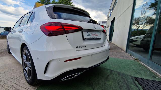 MERCEDES-BENZ A 200 d Automatic AMG Line Premium vari colori Immagine 3