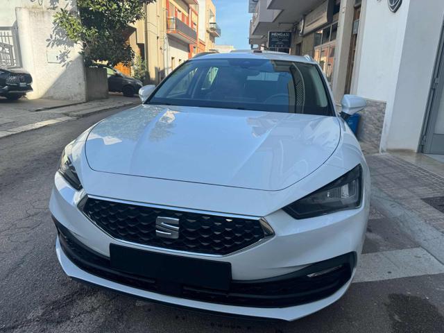 SEAT Leon Sportstourer 1.5 eTSI 150 CV DSG Xcellence Immagine 0