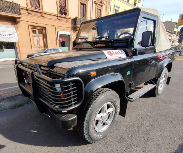 LAND ROVER Defender 90 2.5 Td5 Soft-Top Immagine 2