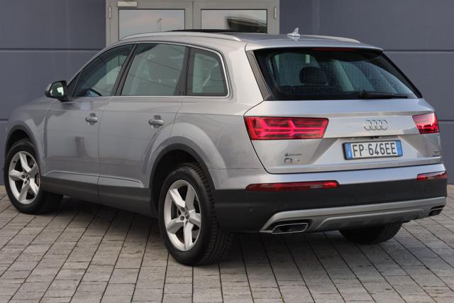 AUDI Q7 3.0 TDI 7posti quattro tiptronic Business Plus 4X4 Immagine 3