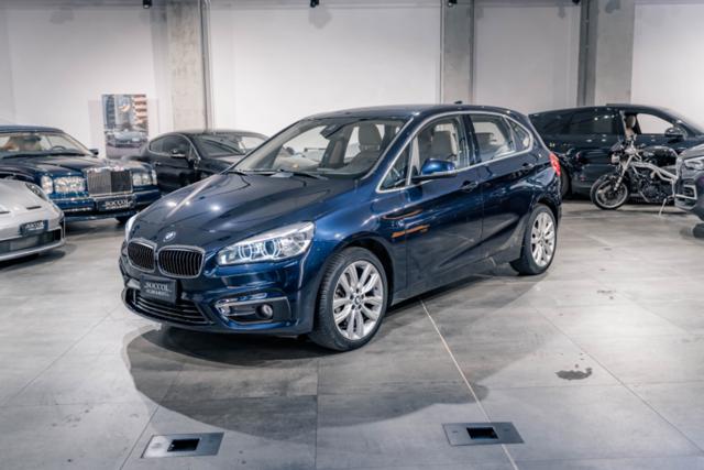 BMW 216 d Active Tourer Luxury*AUTOM*LED* Immagine 0