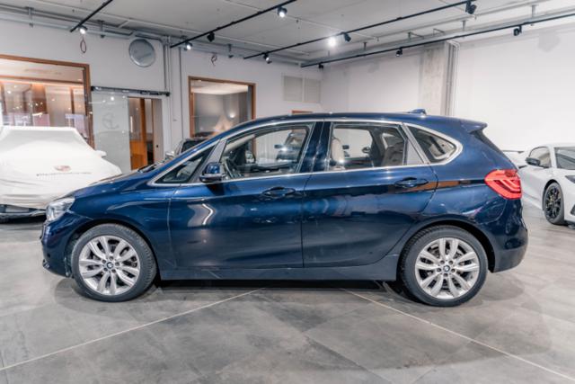 BMW 216 d Active Tourer Luxury*AUTOM*LED* Immagine 3