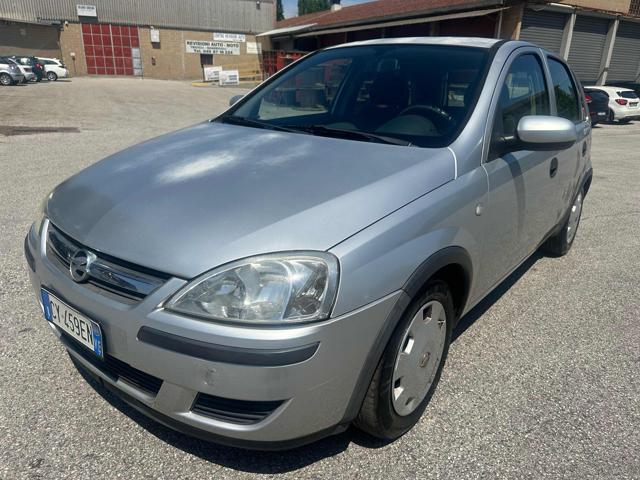 OPEL Corsa 1.2i neopatentati Pronta  per Consegna Immagine 2