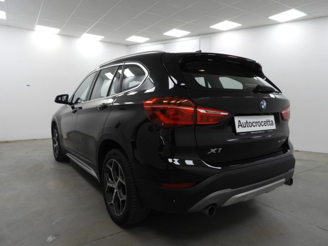 BMW X1 sDrive18d xLine Immagine 3