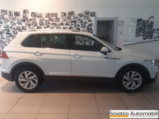 VOLKSWAGEN Tiguan 2.0 TDI SCR Life Immagine 4