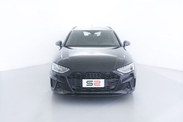 AUDI A4 Avant 40 TFSI S tronic S line edition MHEV/MATRIX Immagine 2