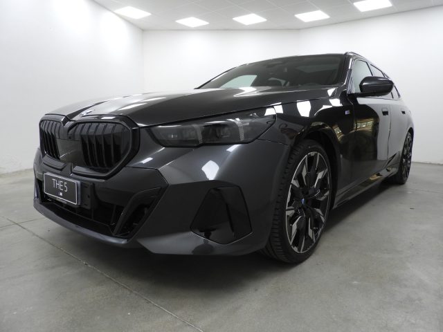 BMW 520 d 48V xDrive Touring Msport Immagine 0