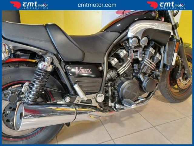 YAMAHA V-Max 1200 Garantita e Finanziabile Immagine 4