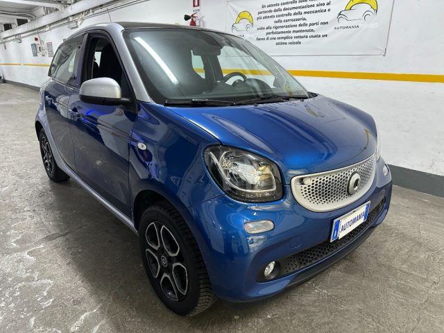 SMART ForFour 70 1.0 Passion Immagine 1