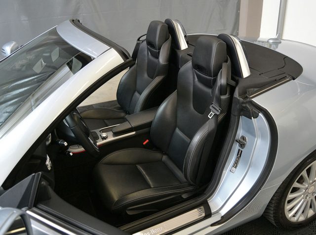 MERCEDES-BENZ SLK 200 BlueEffic. Sport Automatica "1 Propr-Service M.B" Immagine 3