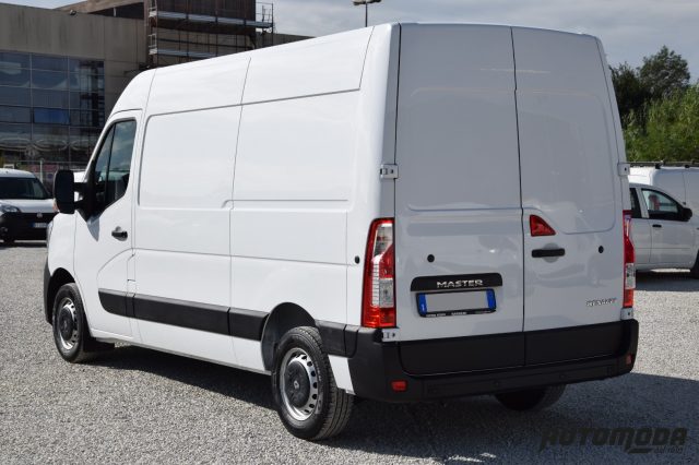 RENAULT Master L2H2 T35 135CV Immagine 3