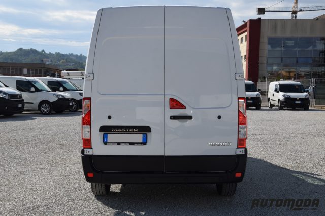 RENAULT Master L2H2 T35 135CV Immagine 4