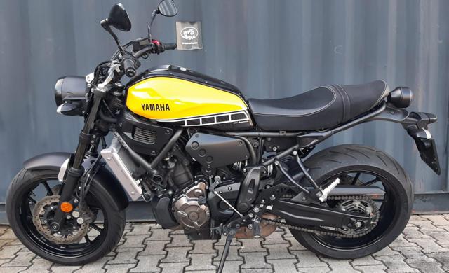 YAMAHA XSR 700 2016 Immagine 1