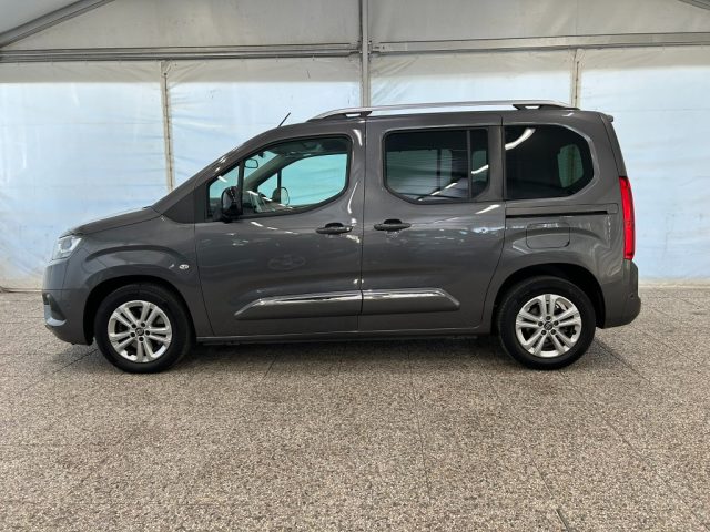 TOYOTA Proace City Verso 1.5D 130 CV S&S Long D Executive Immagine 2