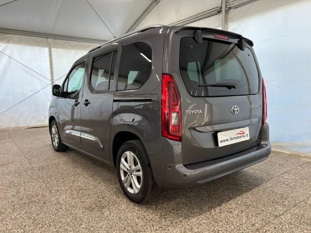 TOYOTA Proace City Verso 1.5D 130 CV S&S Long D Executive Immagine 3