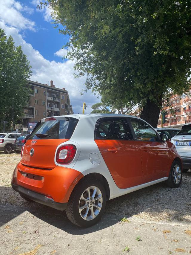 SMART ForFour 1.0cc PASSION 71cv TETTO PANORAMA SENS PARK Immagine 3