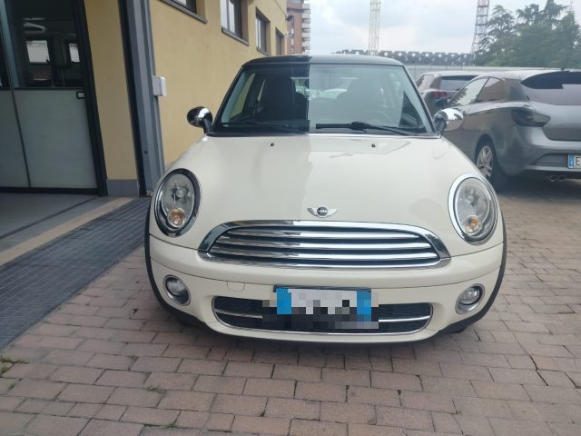 MINI Cooper D 1.6 16V Cooper D Immagine 1