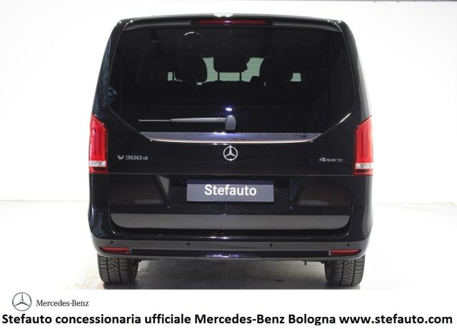 MERCEDES-BENZ V 300 d Auto Premium 4Matic Long Navi Immagine 3