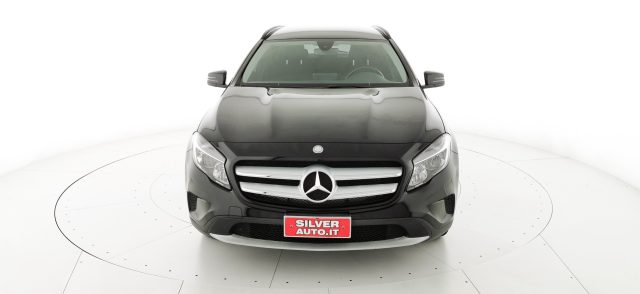 MERCEDES-BENZ GLA 180 d Automatic Business Immagine 1