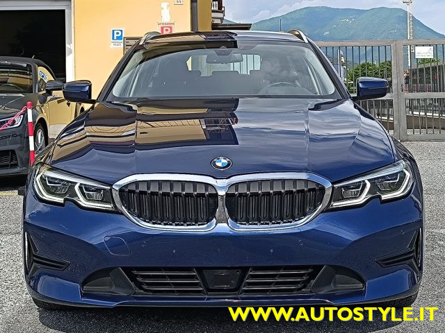 BMW 320 d 48V xDrive Touring STEPTRONIC/AUTOMATICA 4x4 Immagine 2