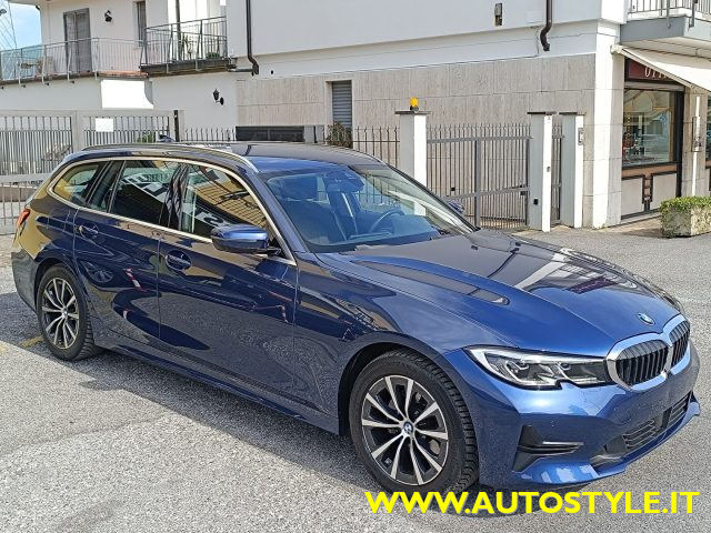 BMW 320 d 48V xDrive Touring STEPTRONIC/AUTOMATICA 4x4 Immagine 3