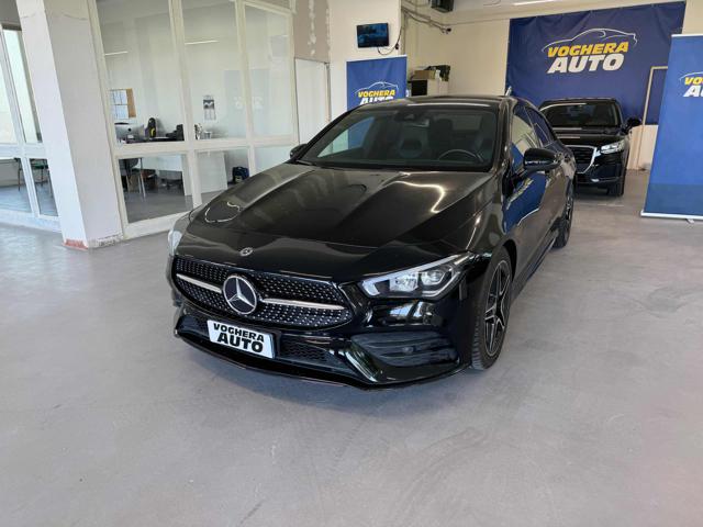 MERCEDES-BENZ CLA 180 d Automatic Premium Immagine 1