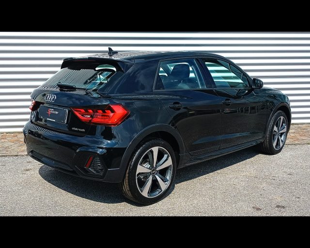 AUDI A1 ALLSTREET 30 TFSI IDENITY CONTRAST Immagine 1