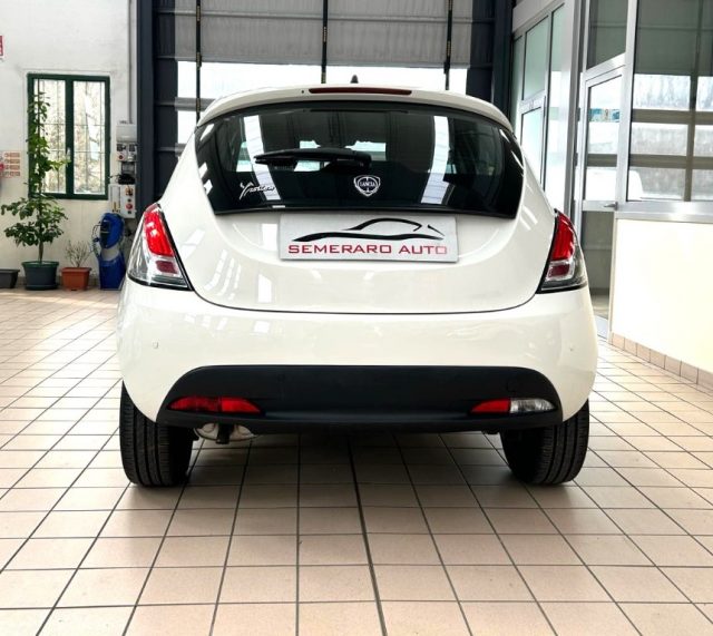 LANCIA Ypsilon 1.2 69 CV 5 porte Elefantino Blu Immagine 2