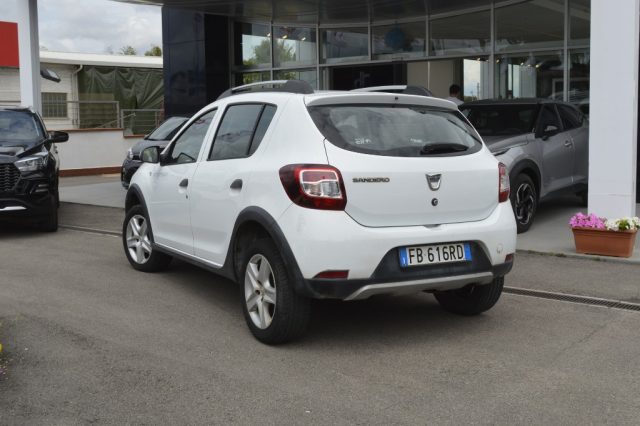 DACIA Sandero 1.5 dCi 8V 75CV Start&Stop Lauréate Immagine 4