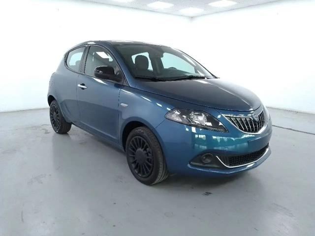 LANCIA Ypsilon 1.2 69 CV 5 porte GPL Silver Immagine 0