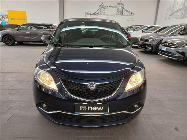 LANCIA Ypsilon 5 Porte 1.2 Ecochic 69cv Silver Immagine 1