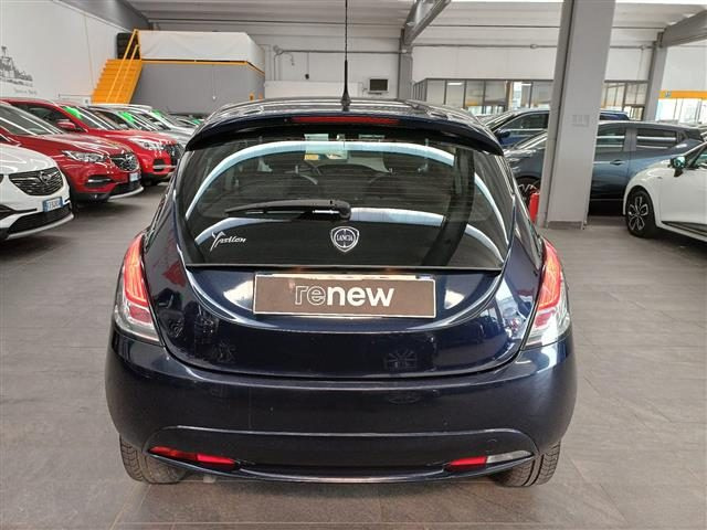 LANCIA Ypsilon 5 Porte 1.2 Ecochic 69cv Silver Immagine 3