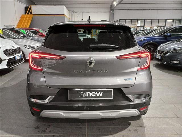 RENAULT Captur 1.6 E Tech phev Intens 160cv auto my21 Immagine 3