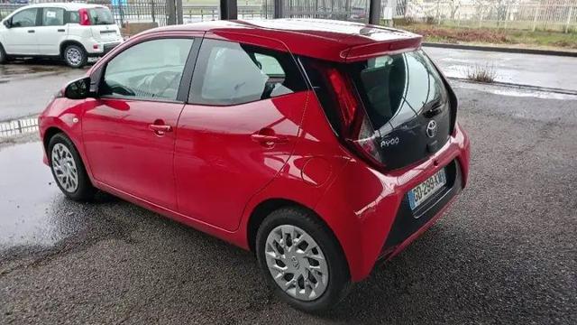 TOYOTA Aygo Connect 1.0 VVT-i 72 CV 5 porte x-clusiv Immagine 0