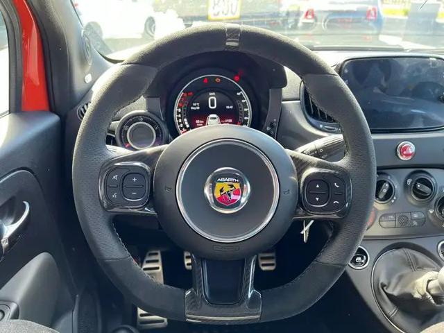 ABARTH 695 1.4 Turbo T-Jet 180 CV Immagine 4