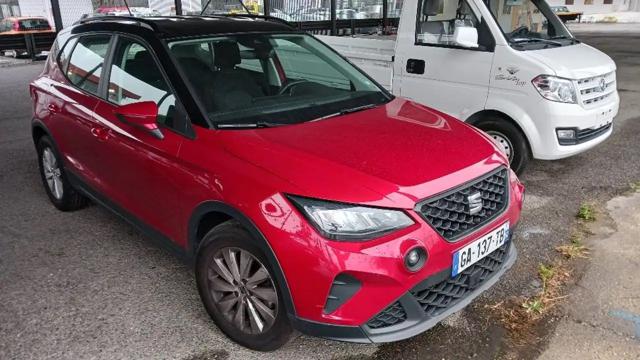 SEAT Arona 1.0 95cv  pack business Immagine 0