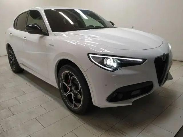 ALFA ROMEO Stelvio 2.2 Turbodiesel 210 CV AT8 Q4 Competizione Immagine 1