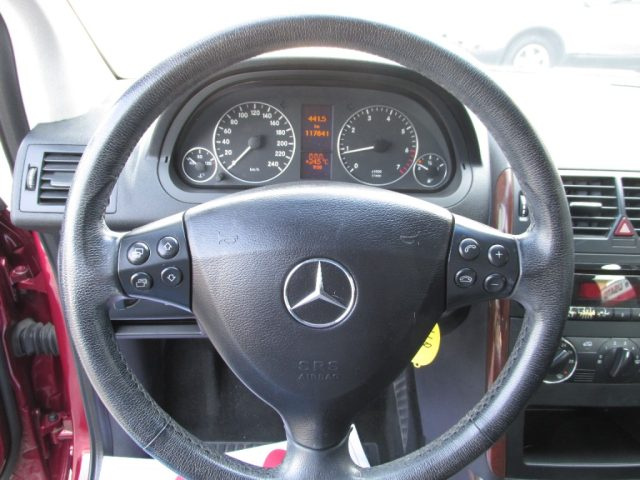 MERCEDES-BENZ A 150 Elegance - UNICO PROPRIETARIO - "Km CERTIFICATI" Immagine 4